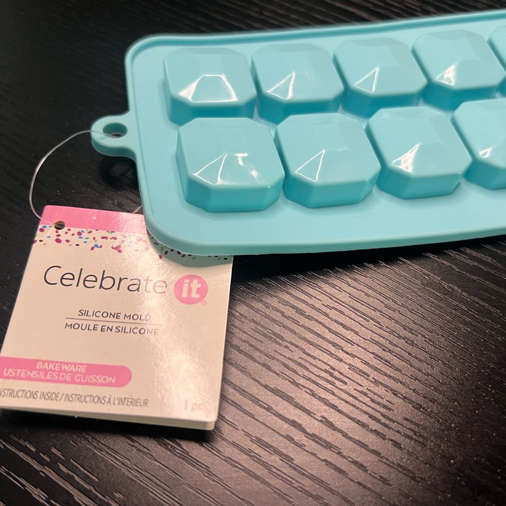 Celebrate It Silicone Mold –Gemstone Shape